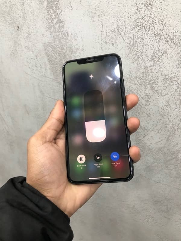 iphone 11pro Max 1