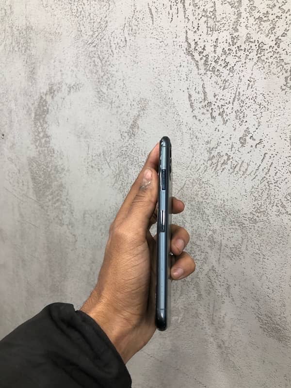 iphone 11pro Max 5