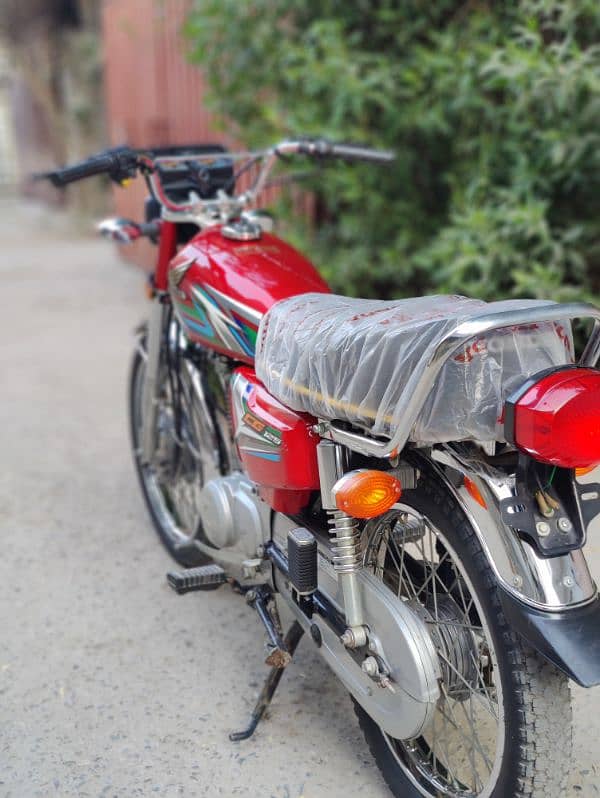 Honda CG 125 2023 15