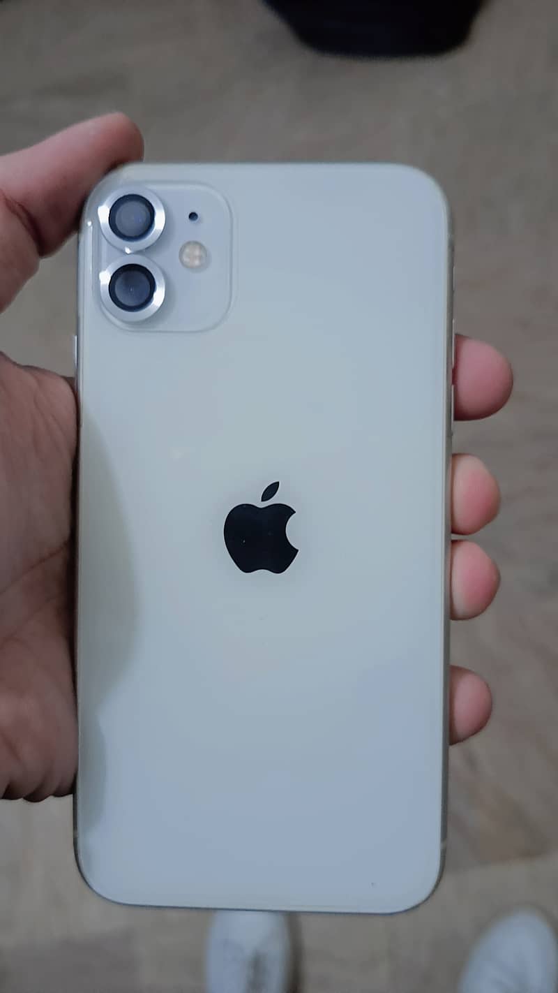 Apple iPhone 11 0