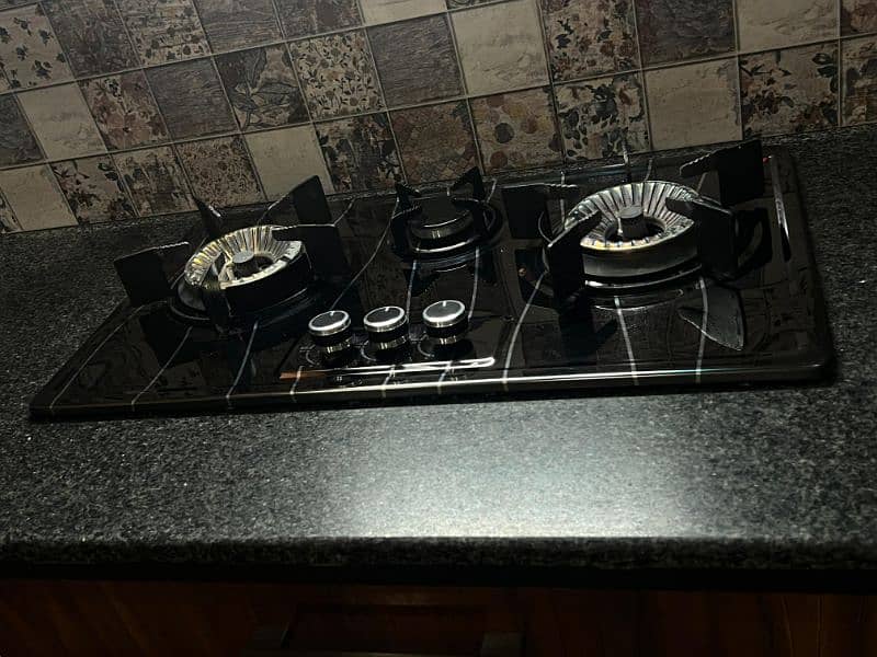 3 burner brand new stove/ black colour 2