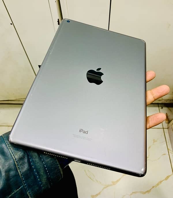 iPad 9th Generation 64GB Available With Box 0