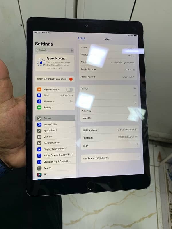 iPad 9th Generation 64GB Available With Box 8