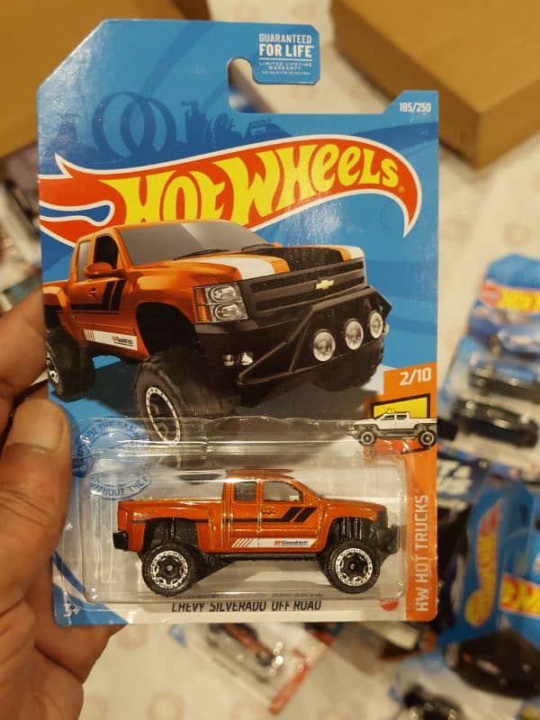 Hot Wheels 6