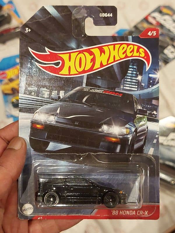 Hot Wheels 16