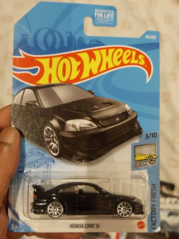 Hot Wheels 18