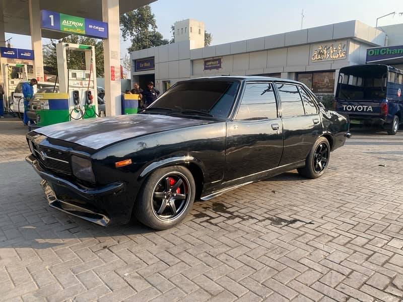 German machine Opel rekord 1973 vintage car 9