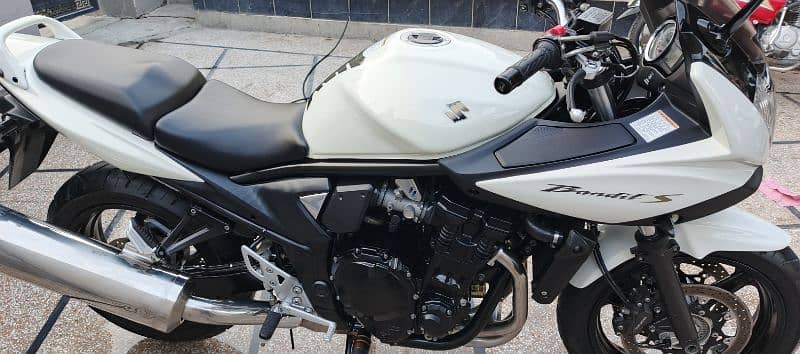 Suzuki bandit 650 S. 2