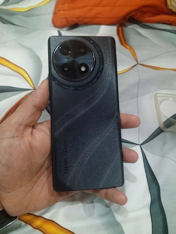 Tecno camon 30s NEW 1