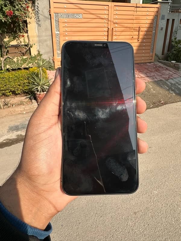 iphone 11 pro max 256gb jv waterpack phone 10/10 6