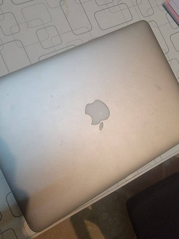 Apple macbook air 0