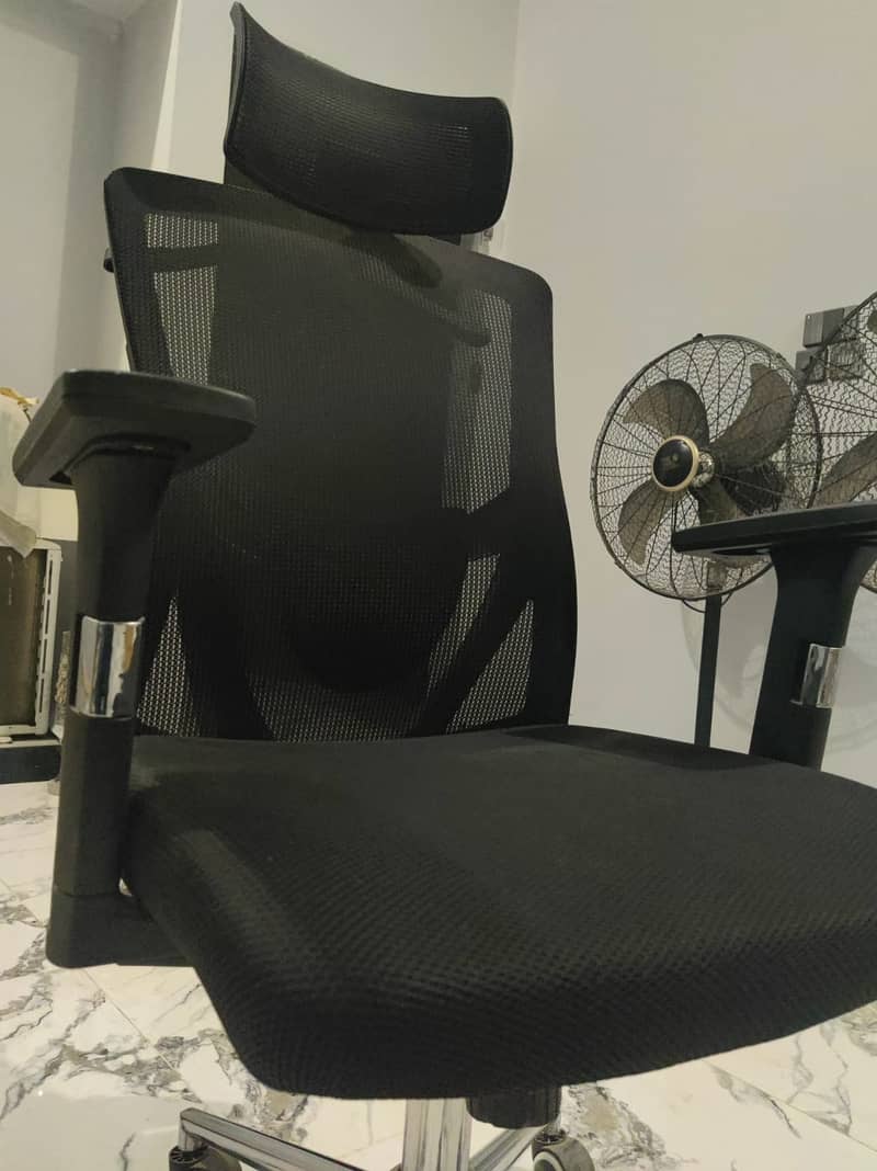 Fully Mesh Office and Gaming Chair with all Features 7