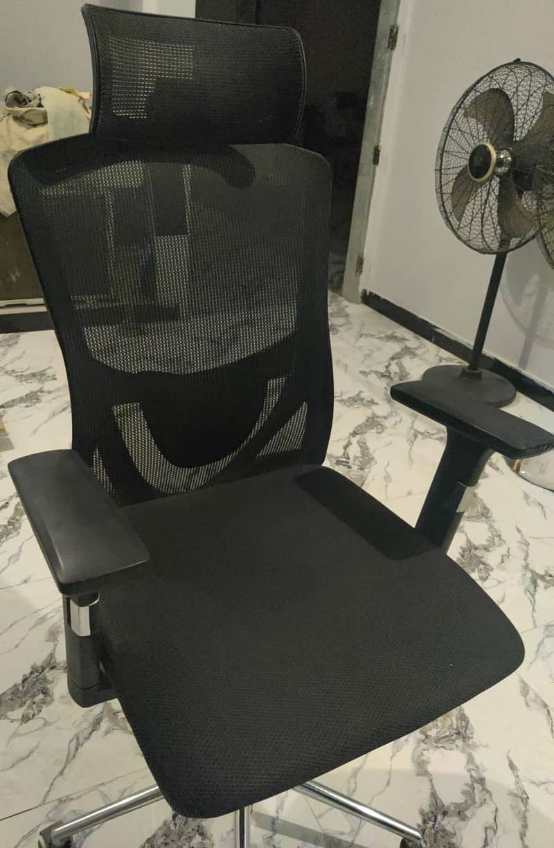 Fully Mesh Office and Gaming Chair with all Features 8