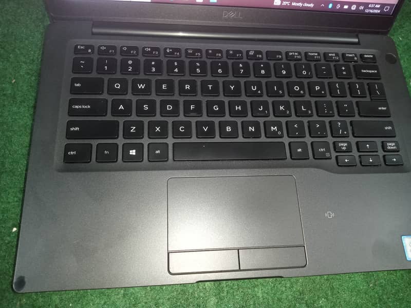 Laptop DELL Core i5 8th Generation 3