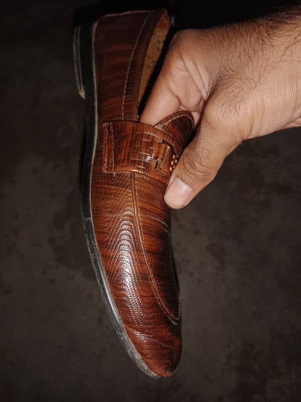 Formal Shoes In Good Condition 3