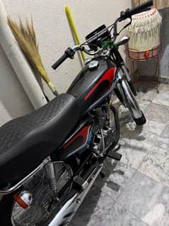 Brand new Honda 125 with special number 514