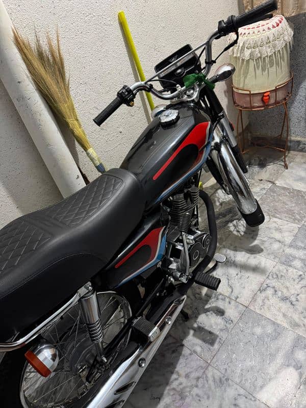 Brand new Honda 125 with special number 514 0