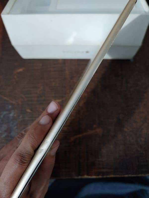 Apple ipad mini 4 128gb pta with box 9