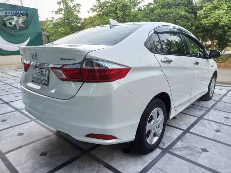 Honda Grace Hybrid 2014 7