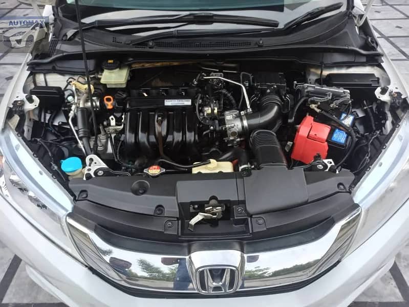 Honda Grace Hybrid 2014 15