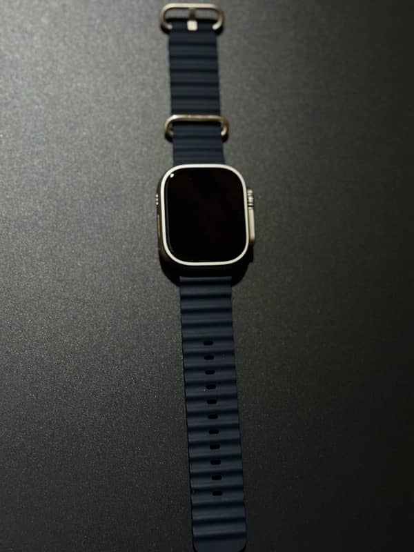 Apple watch Ultra (1st Generation) 0