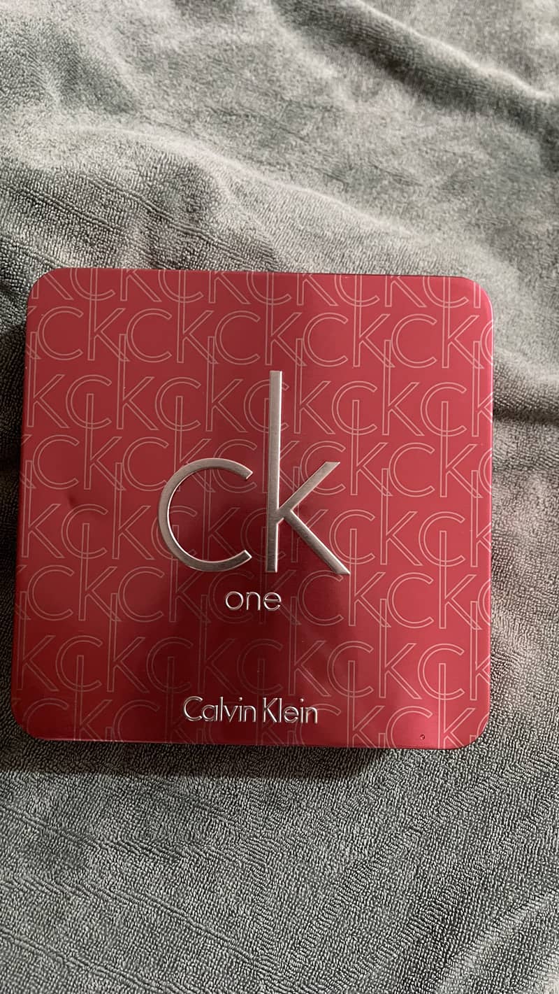 Calvin Klein One Eau De Toilette 50ml Gift Set 0