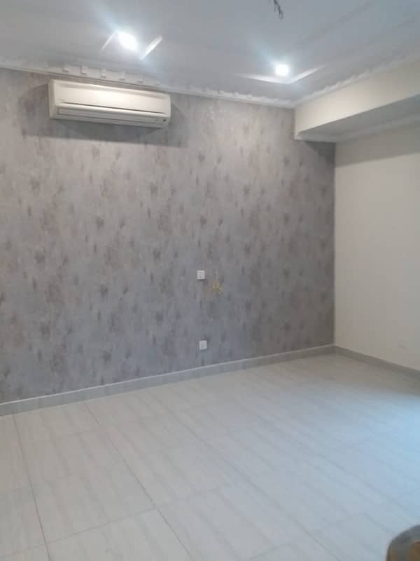 Exquisite 1524 Square Feet 3 Bedroom Luxury Apartment For Sale On Zahoor Elahi Road, Gulberg By Executive Estate 6