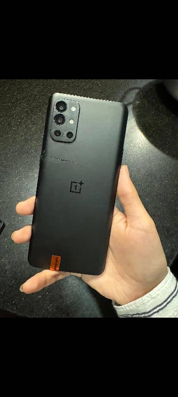 OnePlus 9R 3