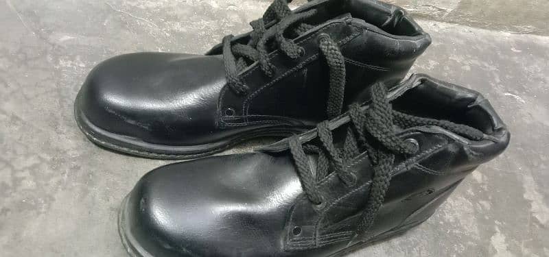 Bata company industrials shoes 8 number new 1