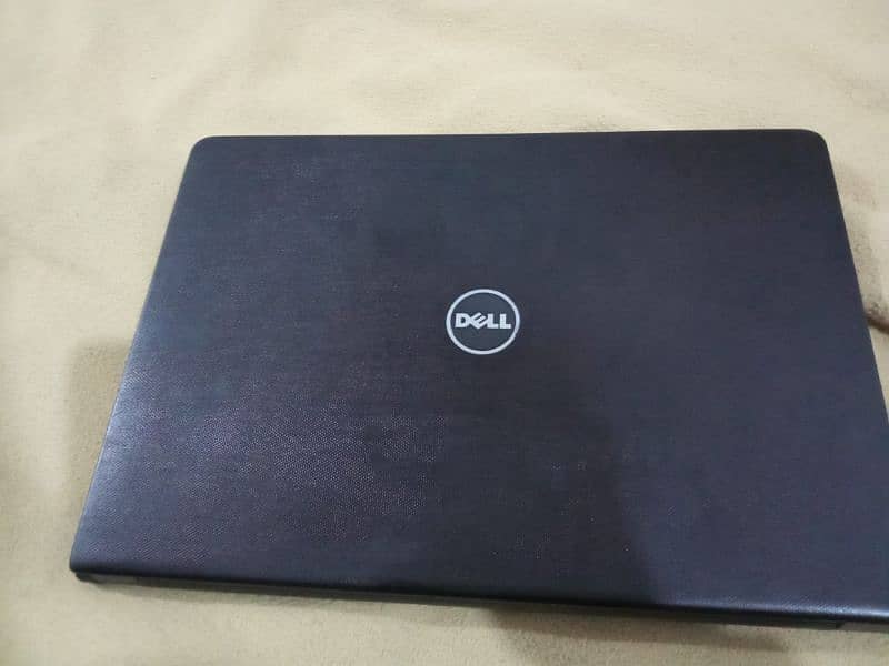 Dell Vostro 14 3468 | Core i7 | 8GB DDR4 RAM | 250GB SSD + 500GB HDD | 3