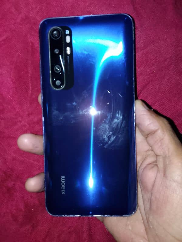 I'm selling my phone 2