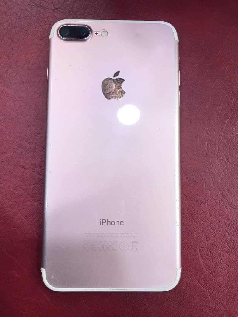 Apple iPhone 7 Plus 0