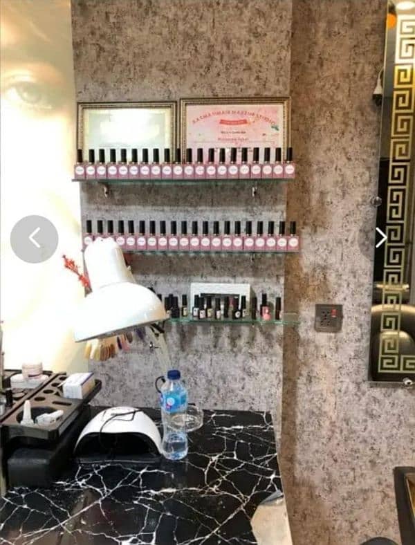 Beauty Salon for sale running salon with complete setup 4