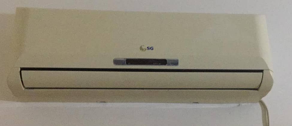 GENERAL Split AC 1 ton Good Condition 0