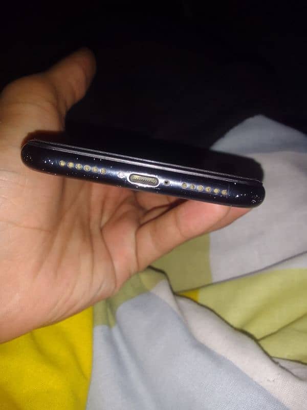 iphone XR jv 64gb uragent sale face id on ha 1