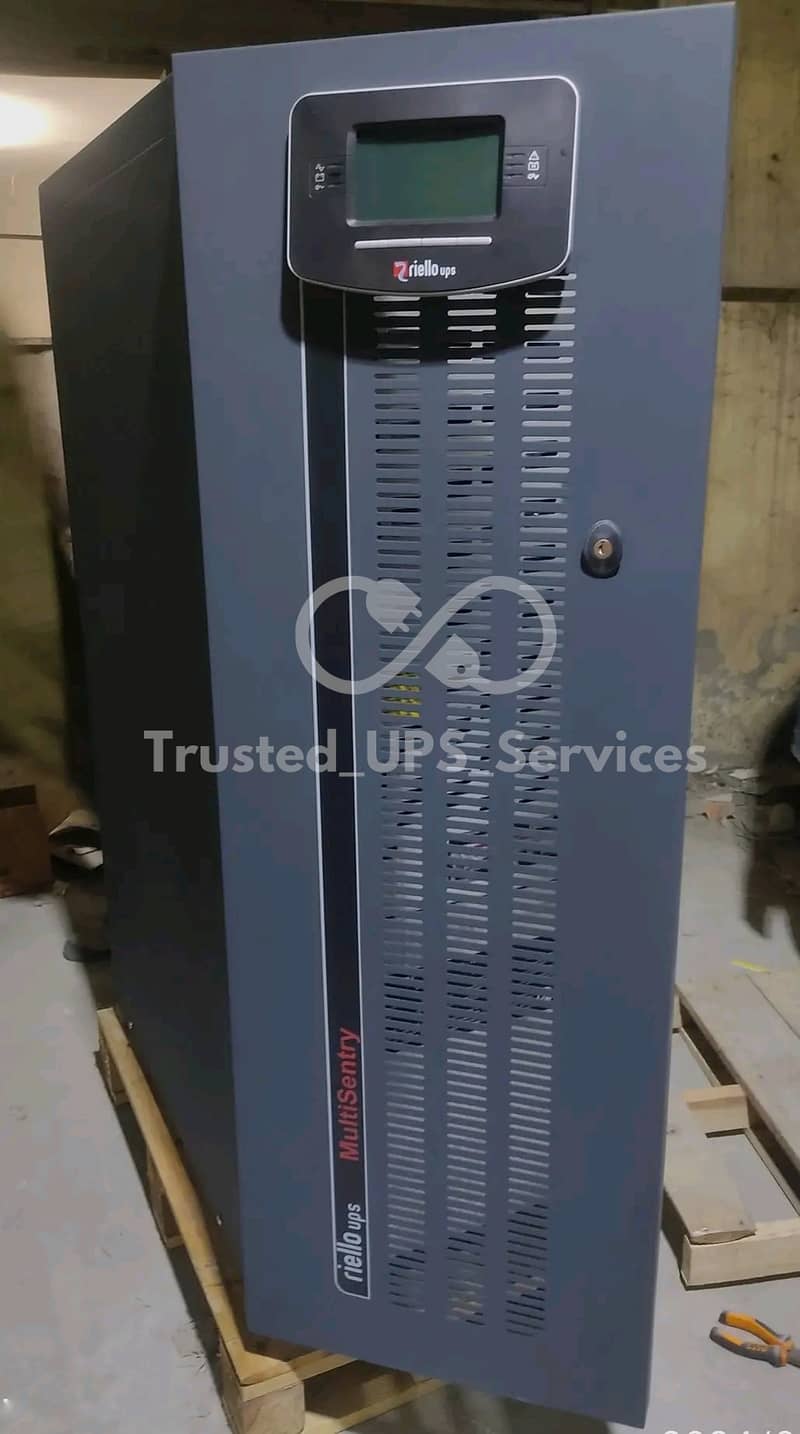 ups | Riello MDT, MHT, Multi Sentry MCT & MST | Industrial UPS | APC 2