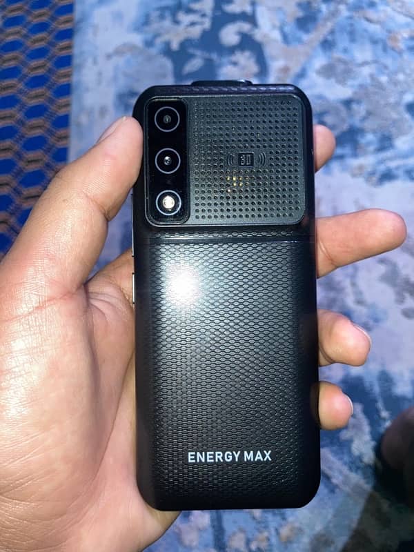 digit energy max box 5 days used touch and type 1 year warranty 0