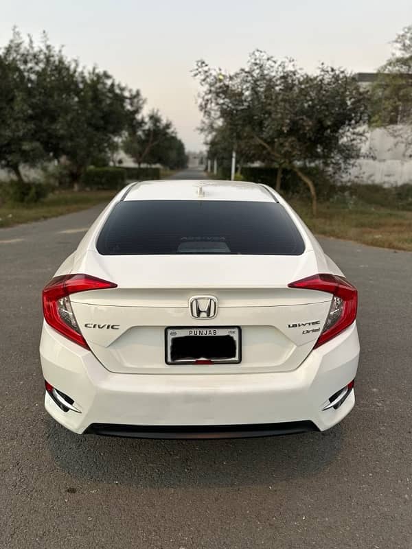 Honda Civic Oriel 2021 3