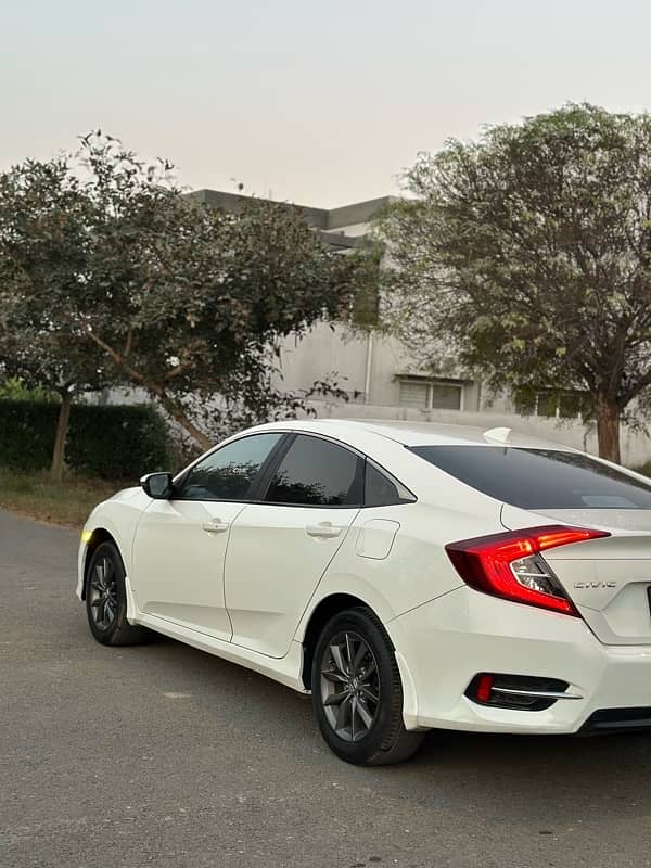 Honda Civic Oriel 2021 5