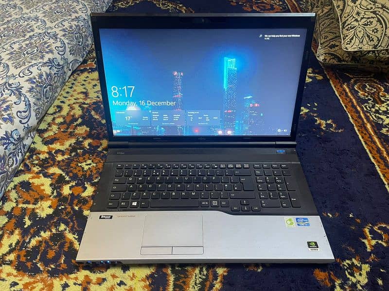 Fujitsu workstation Lifebook N series 3