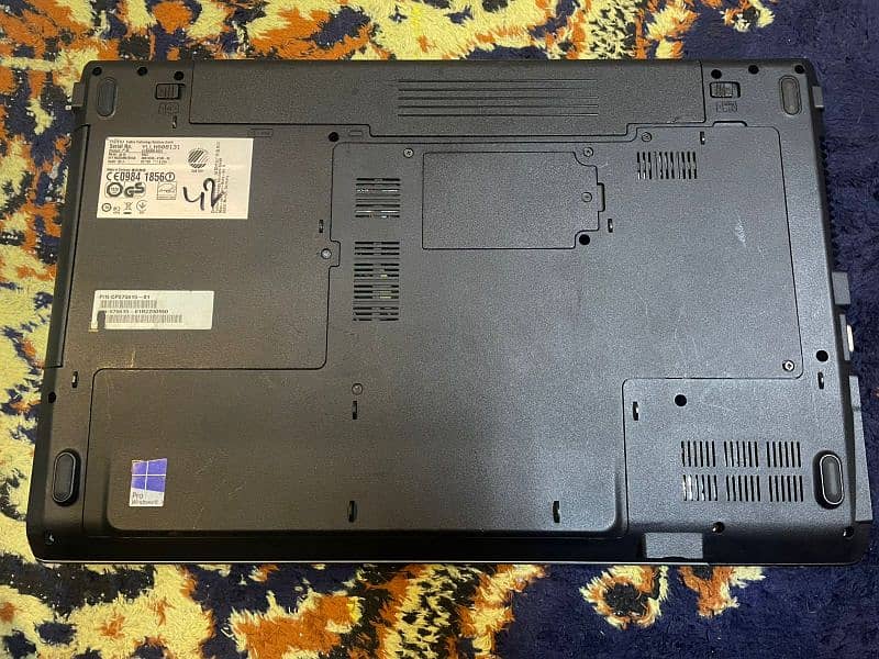 Fujitsu workstation Lifebook N series 8