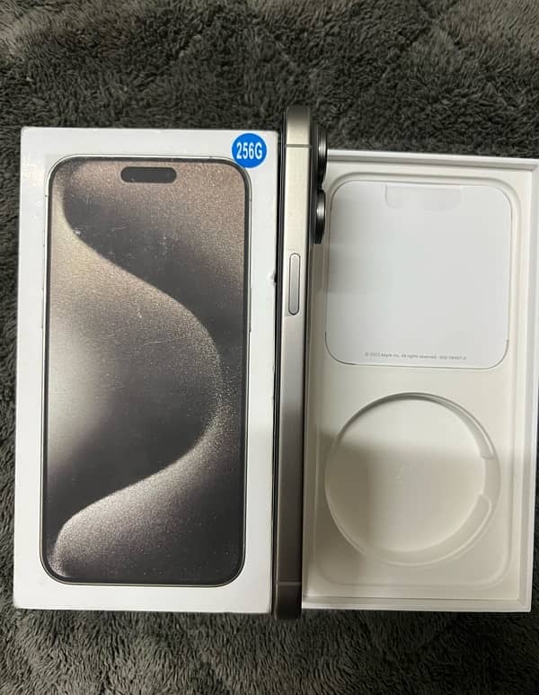 Iphone 15 Pro Max HK Brand New 3