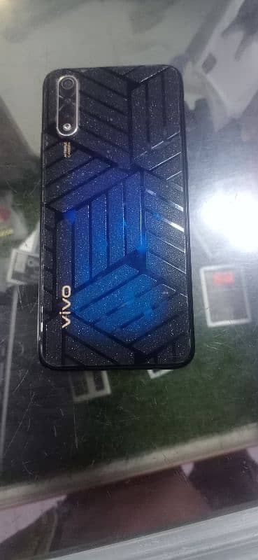 vivo s1 4/128 1