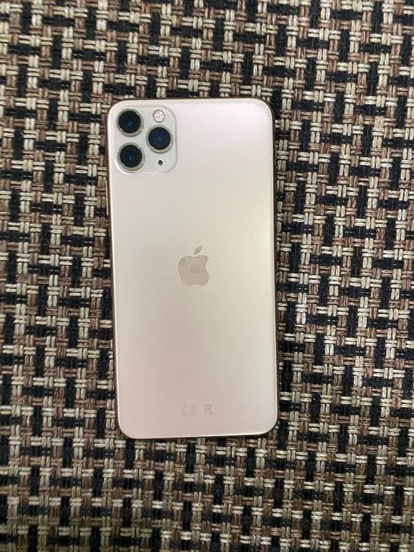 iPhone 11 Pro Max 256gb pta approved 0