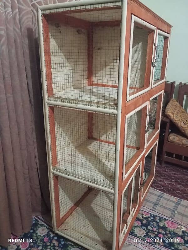 Wooden Parrot Cage with 6 Spacious 1.5x1.5 Boxes – Brand New Condition 1