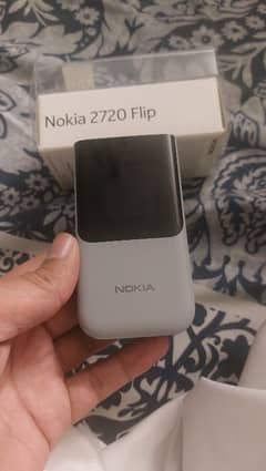 Nokia flip 2720