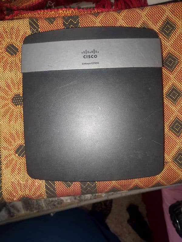 Linksys E2500 (N600) Dual-Band Wi-Fi Router- Black (E2500) 3