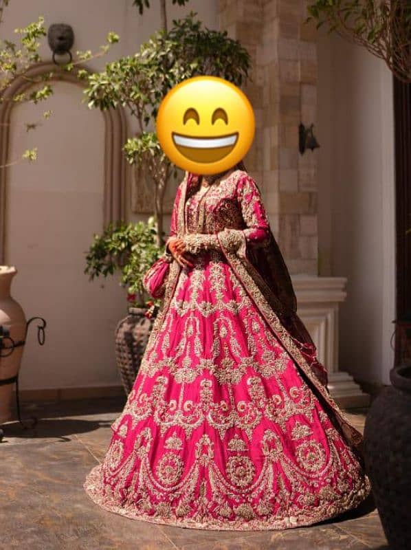 Selling Designer Lehnga in 10/10 1