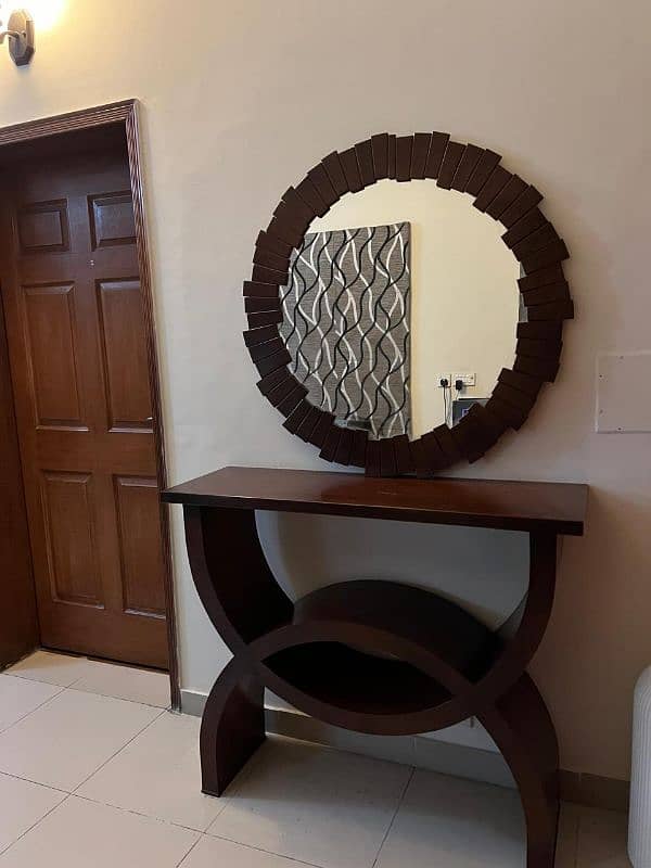 Console table with mirror 3