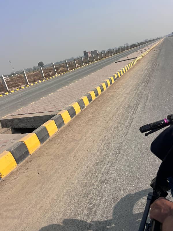 G1-Block 5 Marla near main Boulevard plot Available in LDACityLahore 17